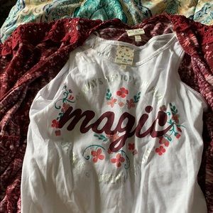 White shirt w Burgundy covering